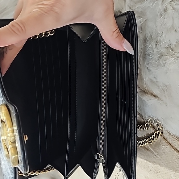 Gucci Black GG Marmont Mini Leather Shoulder Bag - Picture 11 of 15